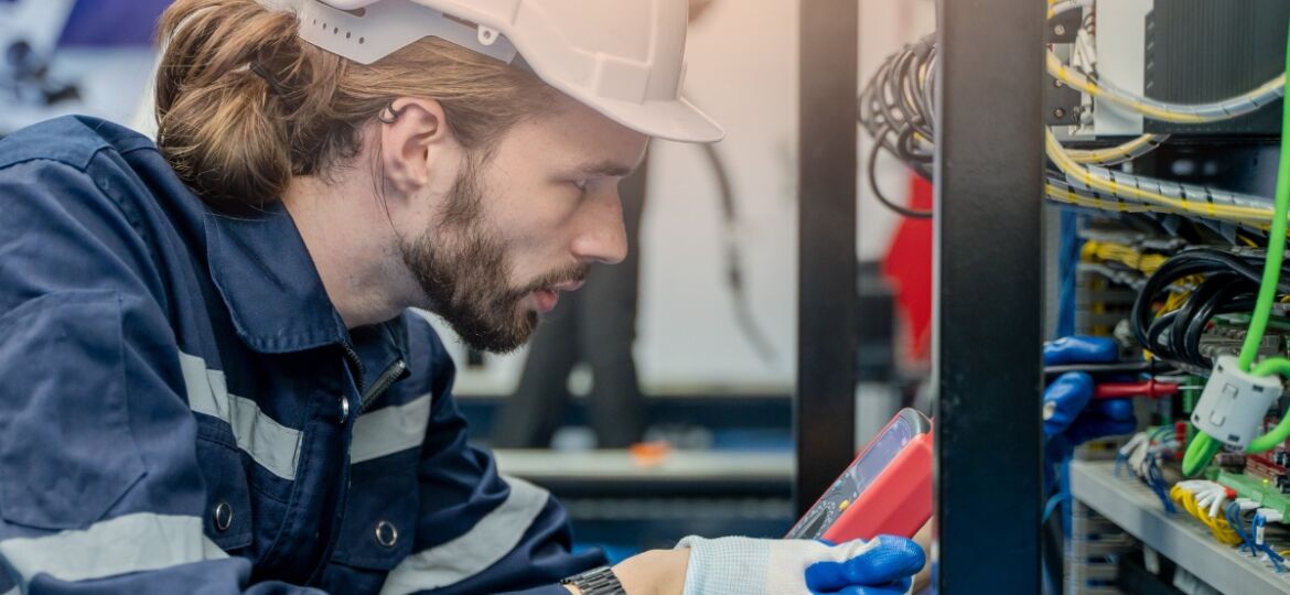 Impianti elettrici manutenzione